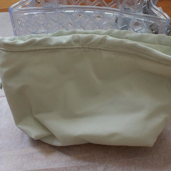 Marc Jacobs The Jelly Small Tote Bag in Clear - Picture 7 of 16